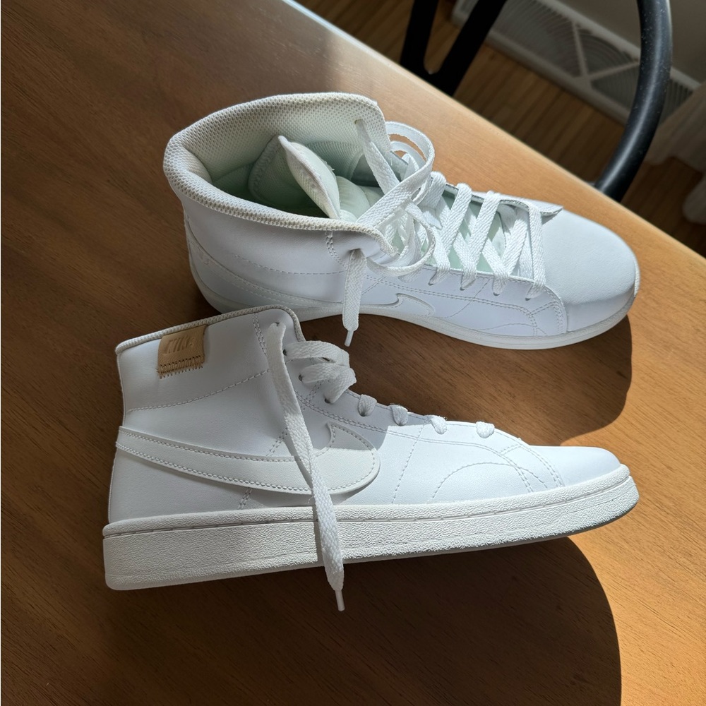 NIKE COURT ROYALE 2 MID WOMEN'S SNEAKERS